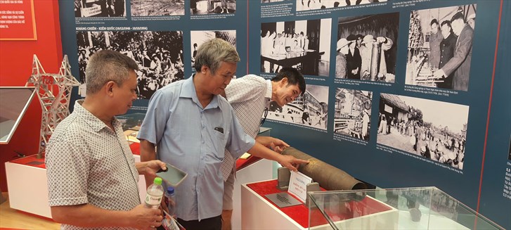 Câu chuyện đặc biệt của chiếc cát tút trong không gian triển lãm ngành Công Thương