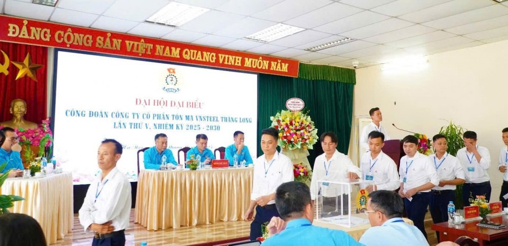 ton-ma-vnsteel-thang-long-viet-them-nhieu-thang-10-y-nghia_68ff3257dfa1b