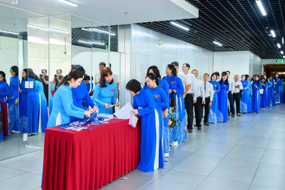 cong-doan-tong-cong-ty-thep-viet-nam---ctcp--chi-dao-thanh-cong-dai-hoi-cong-doan-co-so-nhiem-ky-2025-2030_6926666c0e366