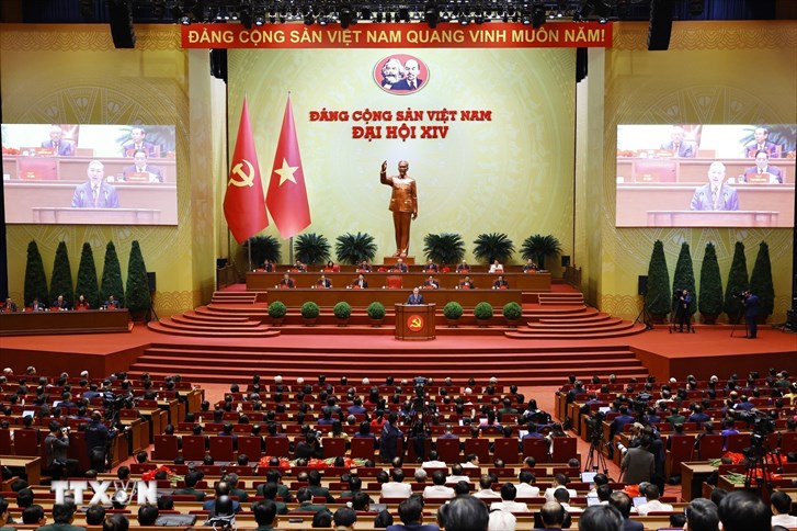 Chỉ thị của Bộ Chính trị về nghiên cứu, học tập, quán triệt, tuyên truyền và triển khai thực hiện Nghị quyết Đại hội XIV của Đảng