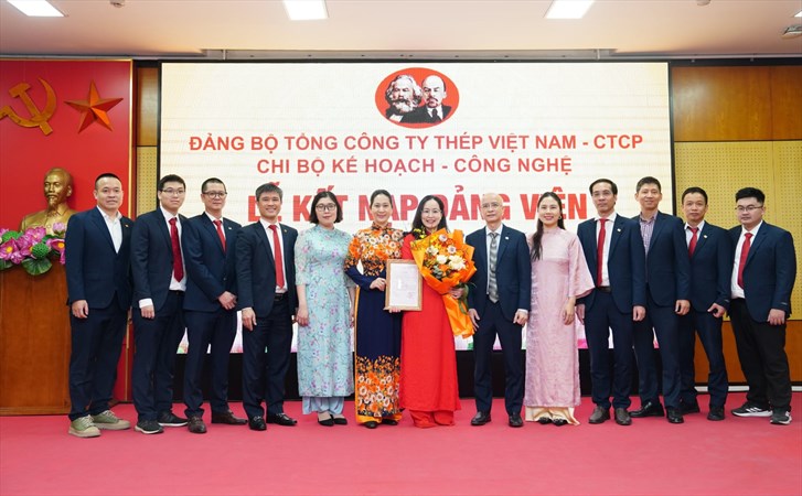 Lễ kết nạp đảng viên mới Chi bộ Kế hoạch - Công nghệ năm 2026